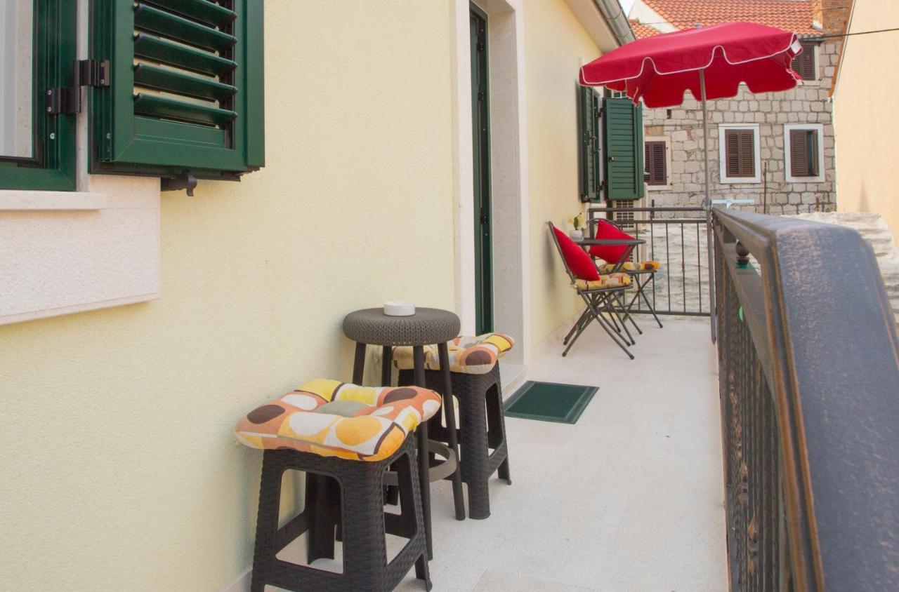 Central Old Town Rooms 1 Сплит Екстериор снимка