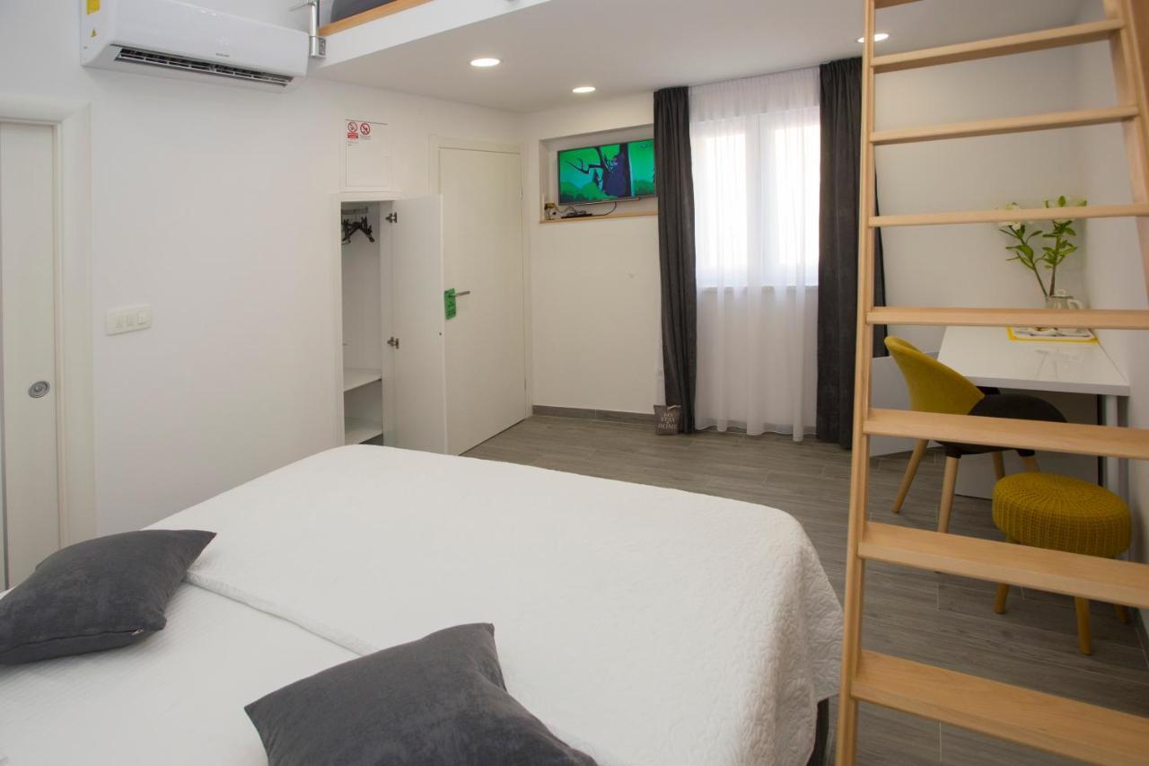 Central Old Town Rooms 1 Сплит Екстериор снимка