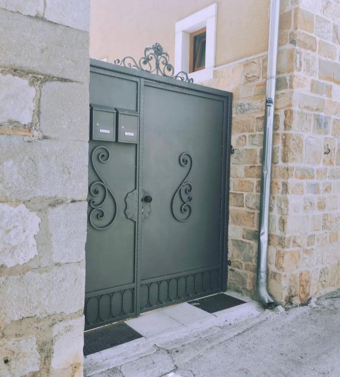 Central Old Town Rooms 1 Сплит Екстериор снимка